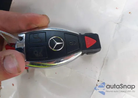 2004 Mercedes-Benz Clk 320 z USA, uszkodzony, nr VIN WDBTK65G44T019525